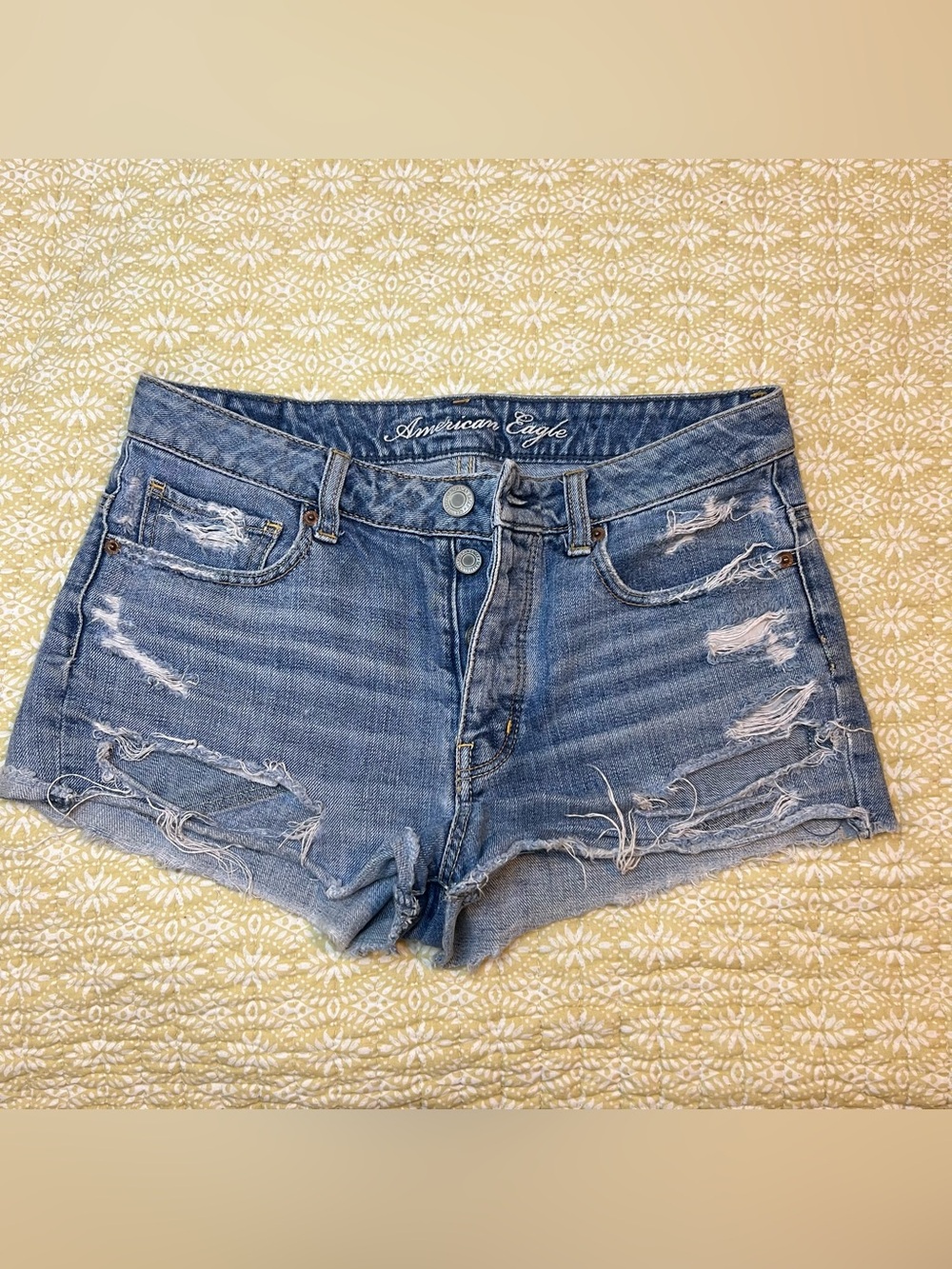 American Eagle Outfitters Distressed Denim Jean Shorts - Light Blue